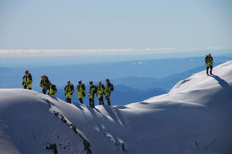 Volcán Villarrica: Ascenso al volcán más activo de Chile