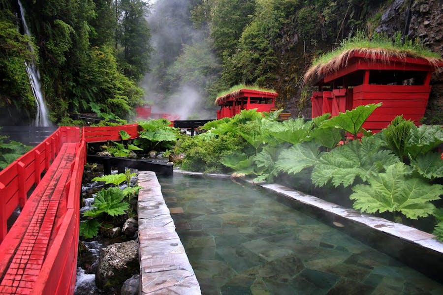 Las 5 mejores termas para visitar desde Pucón