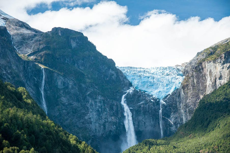 Ventisquero colgante