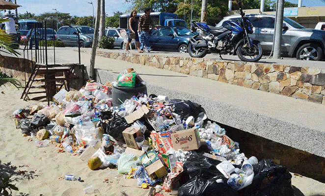 basura_malos_viajeros