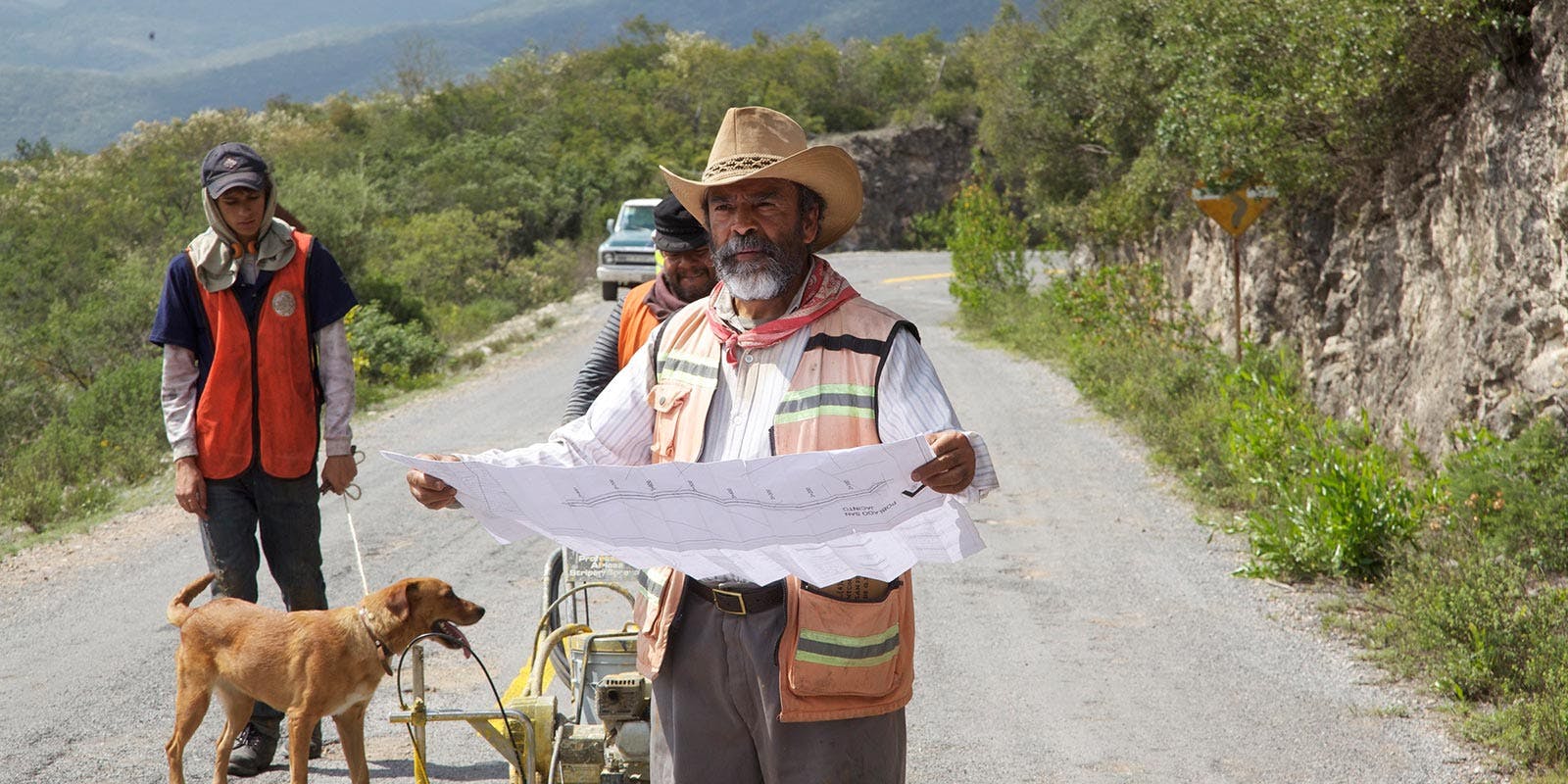 Trabajadores en la carretera