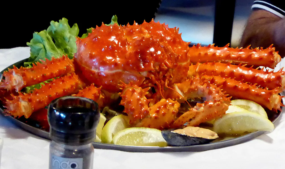 Plato de centolla patagónica