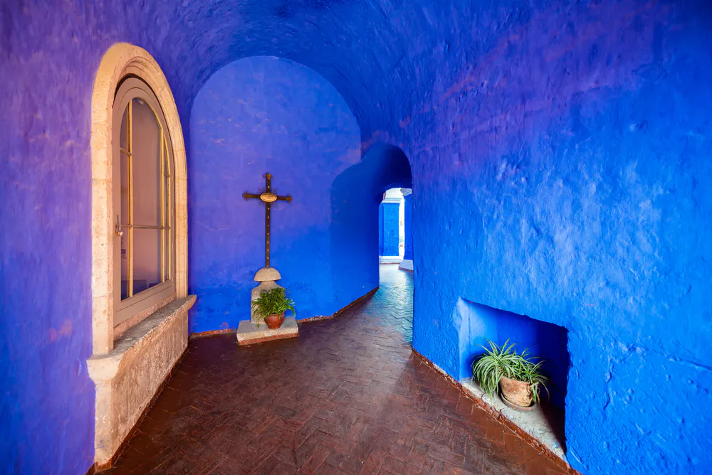 Muros azules del monasterio de santa catalina