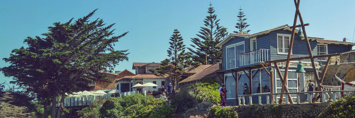 Casa frente a la playa de poeta pablo neruda 