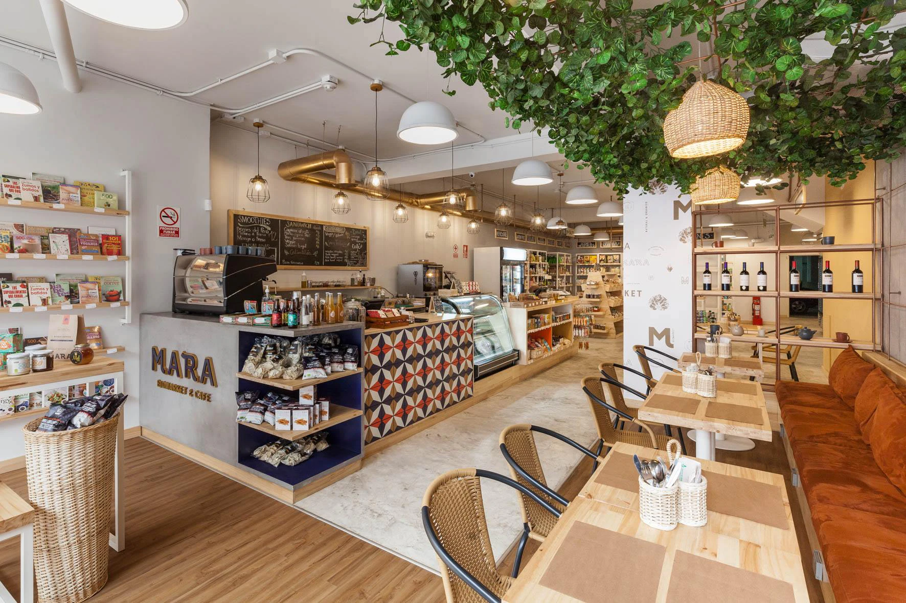 Restaurante moderno de comdia vegetariana